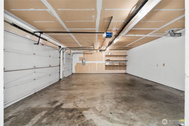 20721 122nd Place SE, Kent, WA 98031