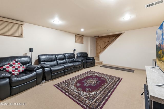 481 E Freehold Road, Freehold, NJ 07728