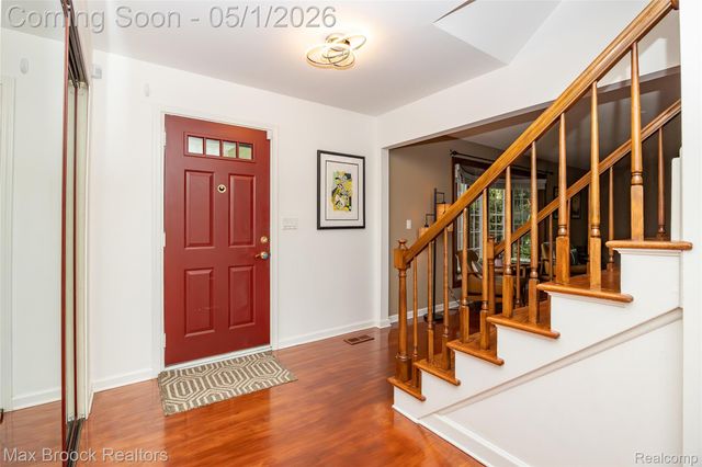 2275 Park Ridge Drive, Bloomfield Hills, MI 48304