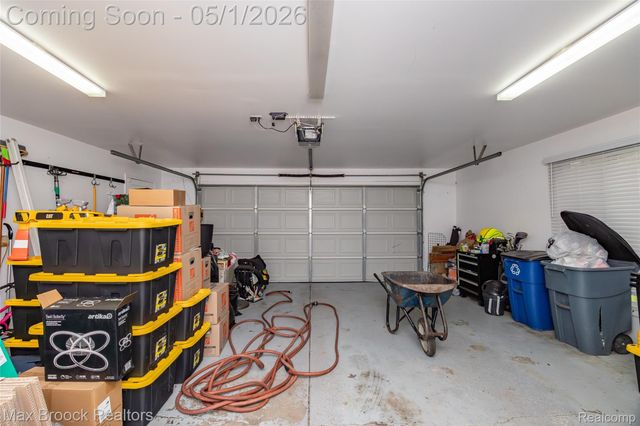 2275 Park Ridge Drive, Bloomfield Hills, MI 48304
