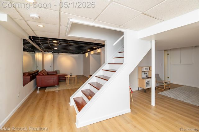 2275 Park Ridge Drive, Bloomfield Hills, MI 48304