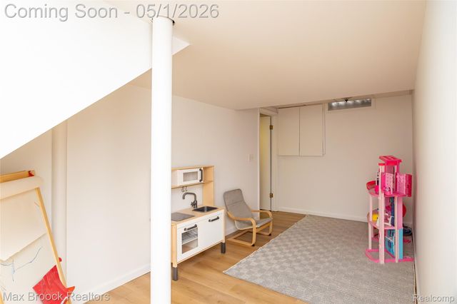2275 Park Ridge Drive, Bloomfield Hills, MI 48304