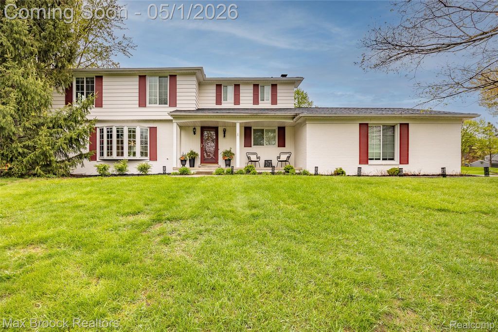 2275 Park Ridge Drive, Bloomfield Hills, MI 48304