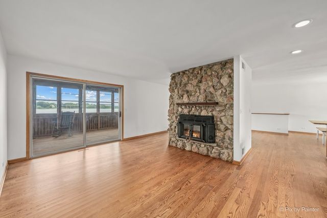 36897 N Nathan Hale Drive, Lake Villa, IL 60046