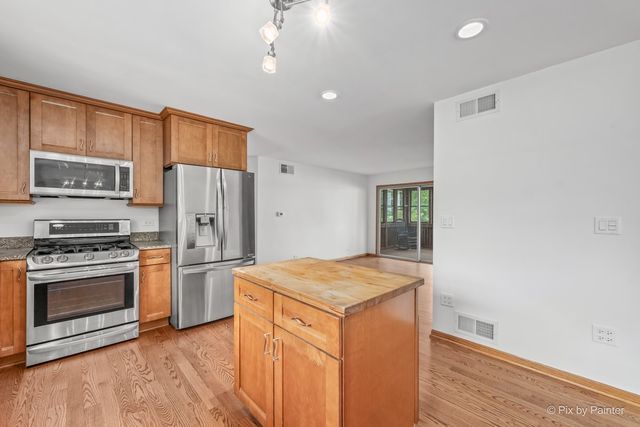 36897 N Nathan Hale Drive, Lake Villa, IL 60046