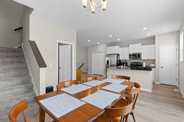 4722 Bottlebrush Lane, Minnetrista, MN 55331
