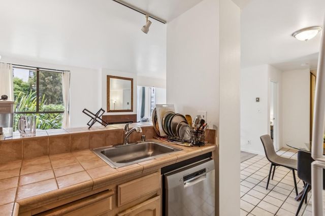 425 Anchor Road 104, San Mateo, CA 94404