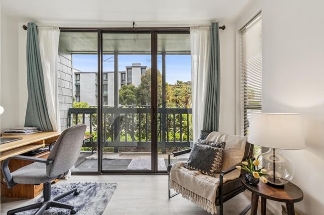 425 Anchor Road 104, San Mateo, CA 94404