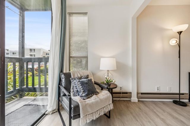 425 Anchor Road 104, San Mateo, CA 94404