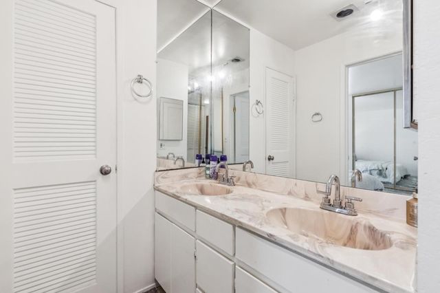 425 Anchor Road 104, San Mateo, CA 94404