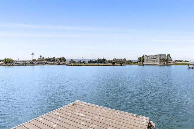 425 Anchor Road 104, San Mateo, CA 94404