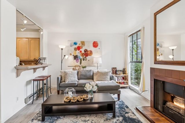 425 Anchor Road 104, San Mateo, CA 94404
