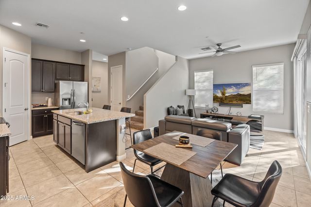 3020 N 37TH Place, Phoenix, AZ 85018