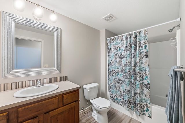 4638 E Willow Point Ct, Wichita, KS 67220