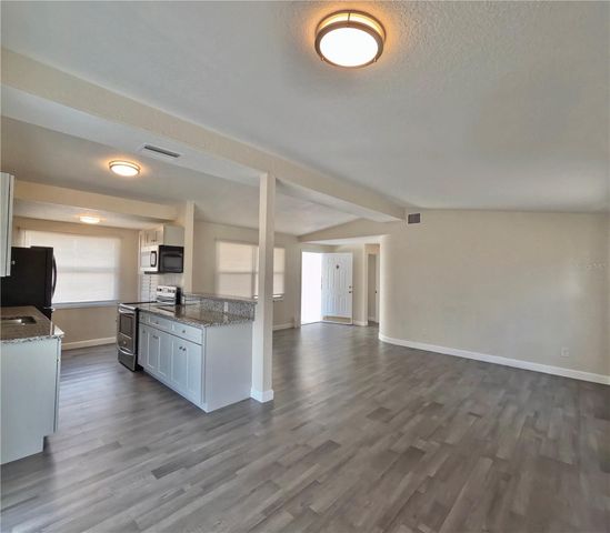 3618 E SHADOWLAWN AVENUE, Tampa, FL 33610