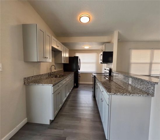 3618 E SHADOWLAWN AVENUE, Tampa, FL 33610