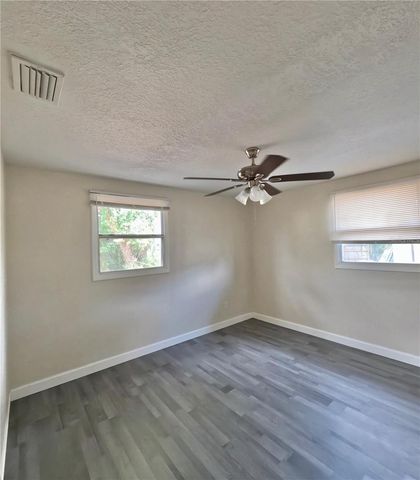 3618 E SHADOWLAWN AVENUE, Tampa, FL 33610