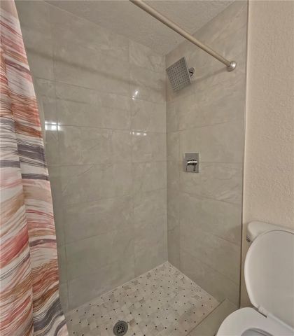 3618 E SHADOWLAWN AVENUE, Tampa, FL 33610