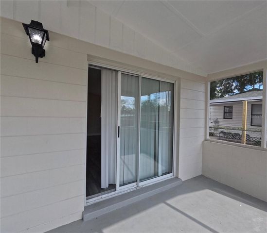 3618 E SHADOWLAWN AVENUE, Tampa, FL 33610