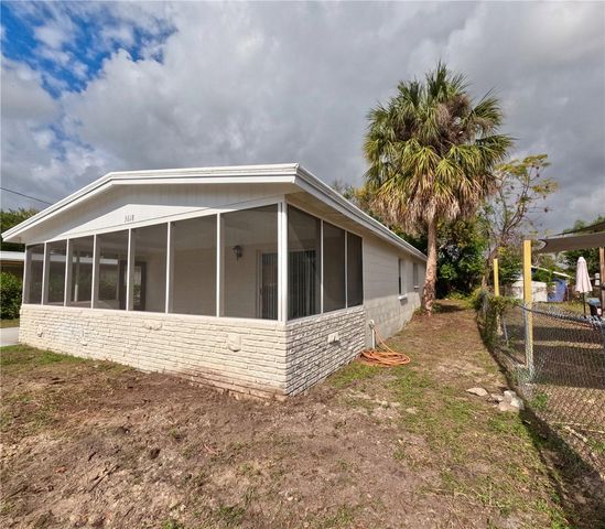 3618 E SHADOWLAWN AVENUE, Tampa, FL 33610