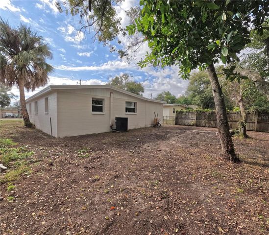 3618 E SHADOWLAWN AVENUE, Tampa, FL 33610