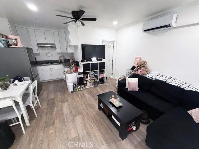 10882 Chapman Avenue, Garden Grove, CA 92840