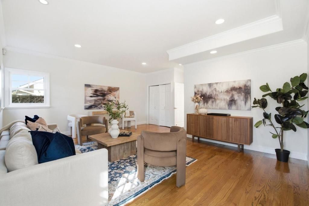 Image 13 of property listing at 491 Bird Avenue, Los Gatos, CA 95032