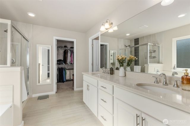 6651 S 298th Place, Auburn, WA 98001
