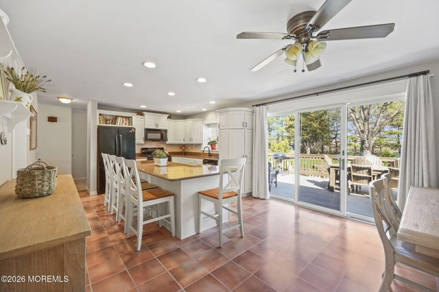 9 Traymore Road, Freehold, NJ 07728