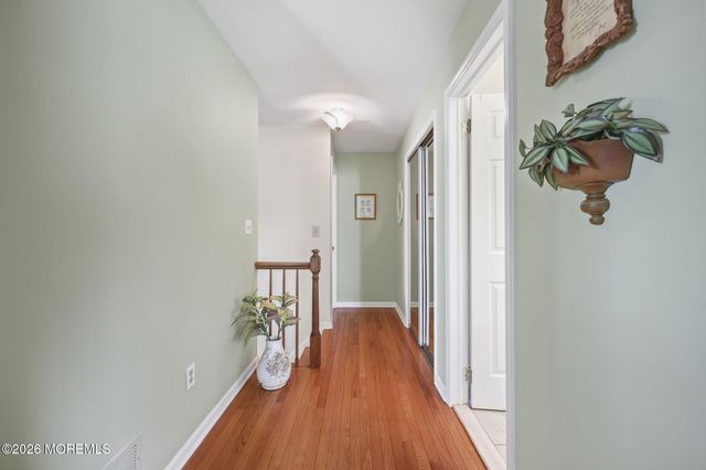 9 Traymore Road, Freehold, NJ 07728