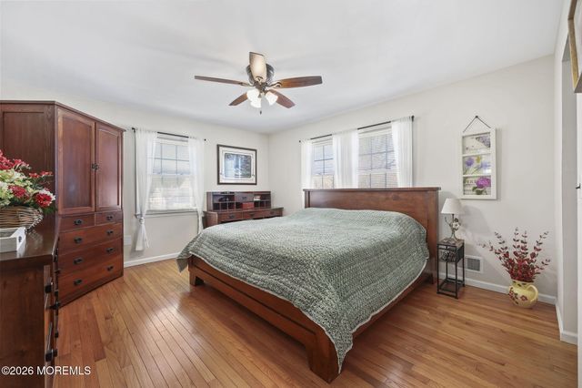 9 Traymore Road, Freehold, NJ 07728