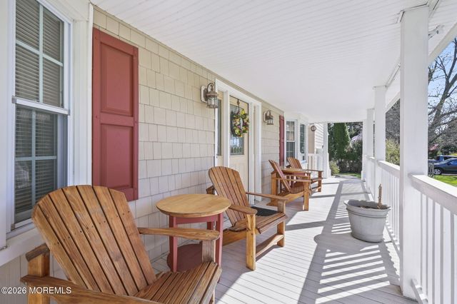 9 Traymore Road, Freehold, NJ 07728