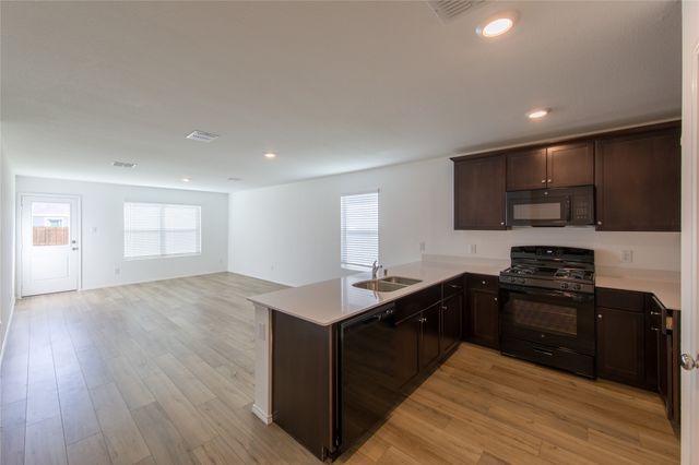 5902 Nyquist Way, Forney, TX 75126