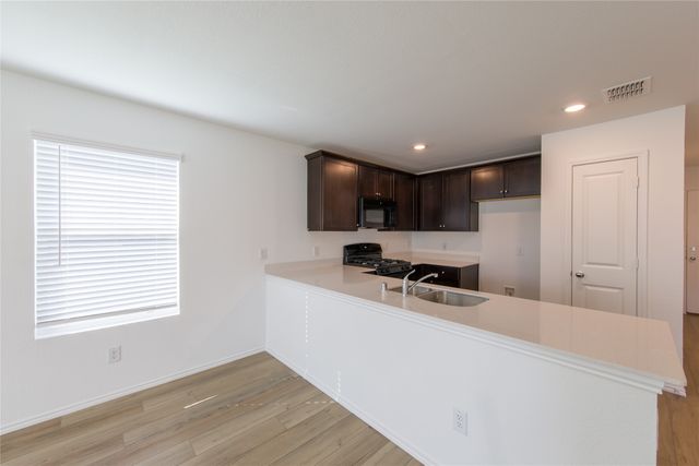 5902 Nyquist Way, Forney, TX 75126