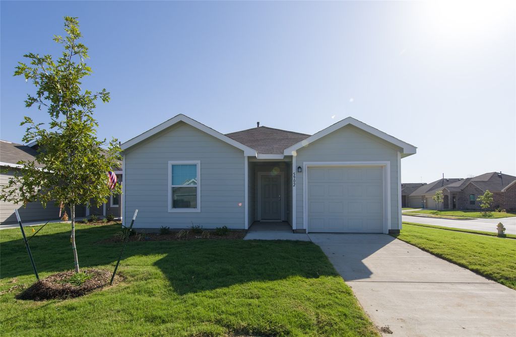 5902 Nyquist Way, Forney, TX 75126