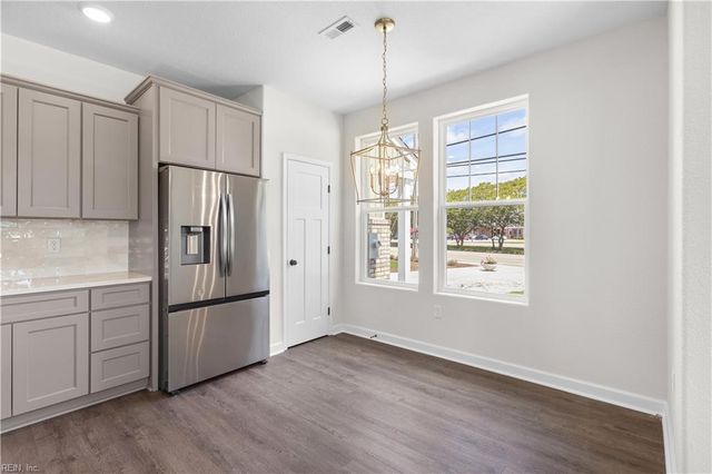 14307 Old Courthouse WAY G, Newport News, VA 23602