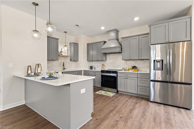 14307 Old Courthouse WAY G, Newport News, VA 23602