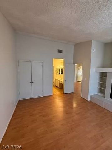 5795 Medallion Drive 202, Las Vegas, NV 89122
