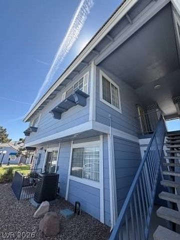 5795 Medallion Drive 202, Las Vegas, NV 89122