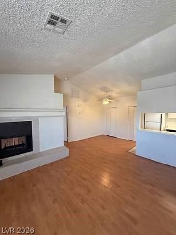 5795 Medallion Drive 202, Las Vegas, NV 89122