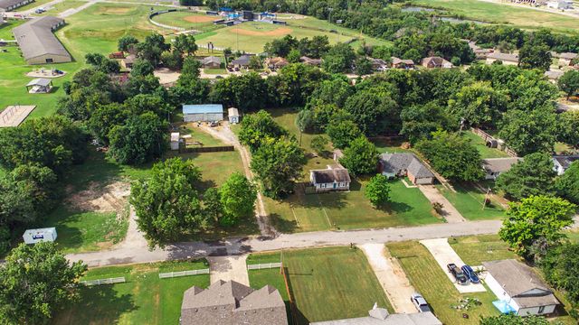 236 E 148th Street S, Glenpool, OK 74033