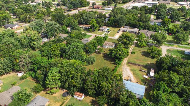 236 E 148th Street S, Glenpool, OK 74033