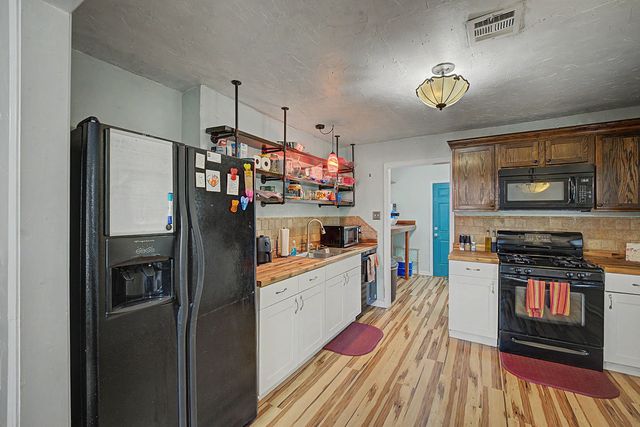 236 E 148th Street S, Glenpool, OK 74033