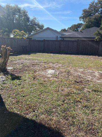 802 HUNTINGTON PLACE, Orlando, FL 32803