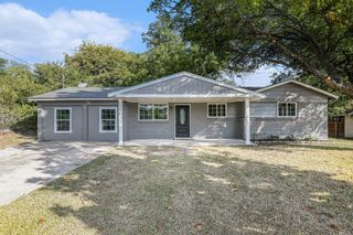 233 Victoria Avenue, Azle, TX 76020