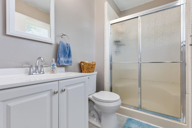 1820 Pioneer Boulevard, Burlington, KY 41005