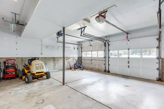 1820 Pioneer Boulevard, Burlington, KY 41005