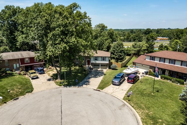 1820 Pioneer Boulevard, Burlington, KY 41005