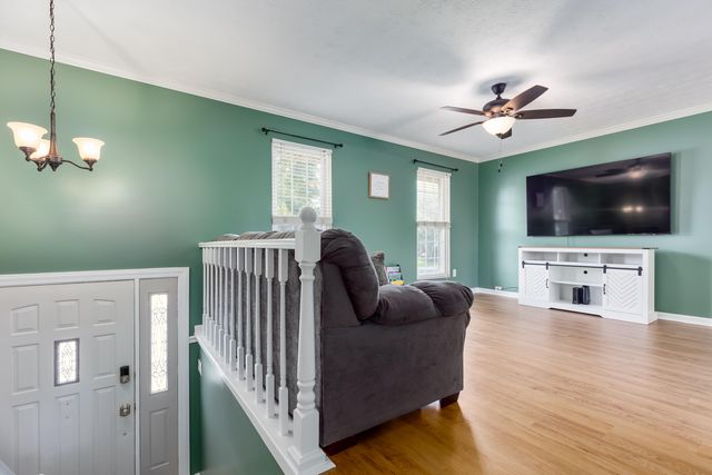1820 Pioneer Boulevard, Burlington, KY 41005