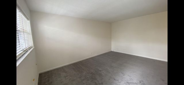 3160 HOLIDAY SPRINGS Boulevard 7-311, Margate, FL 33063